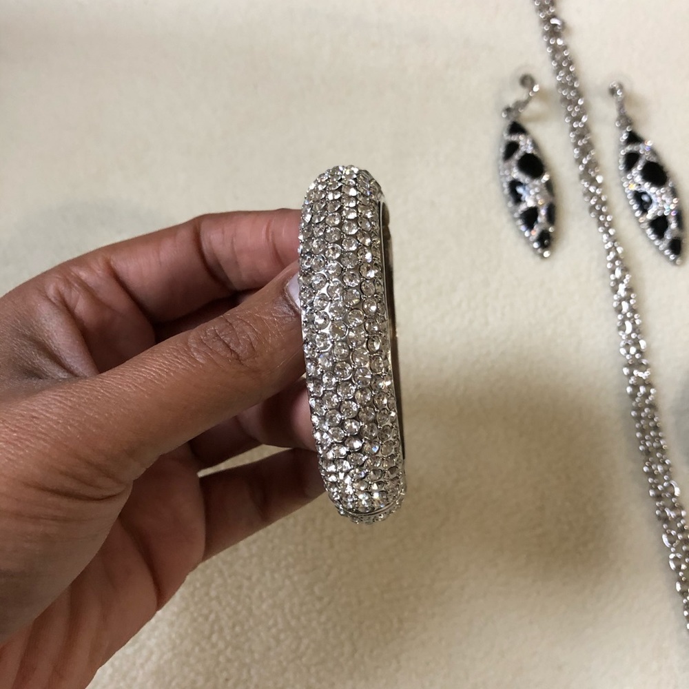 Crystal Rhinestone dangle jewelry - Picture 5 of 7